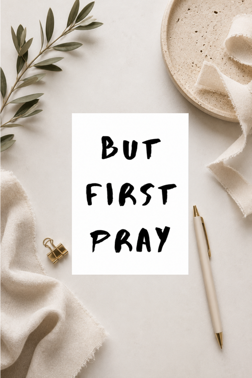 christliche Postkarte A6 - But first pray